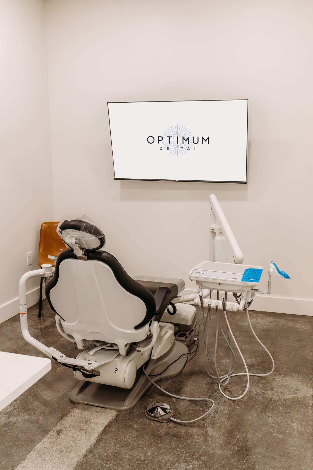 Treatment room at Optimum Dental of Newcastle